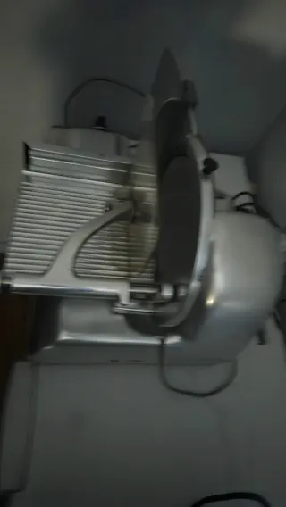Cortadora de fiambre profesional