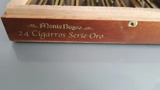 Caja de puros Monte Negro Serie Oro Cuba