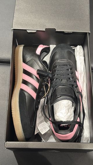 Zapatillas Adidas Samba Negras y Rosas