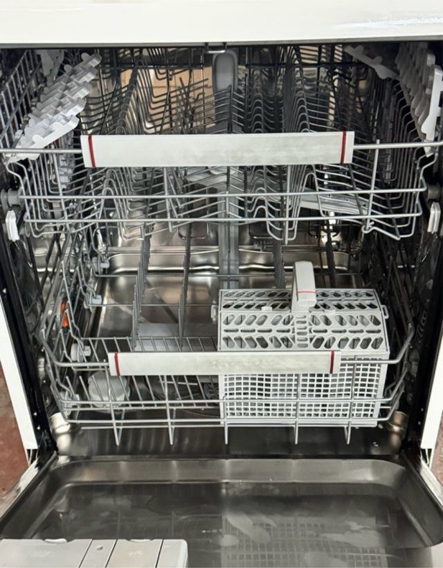 LAVAVAJILLAS AEG FAVORIT BLANCO DOS BANDEJAS