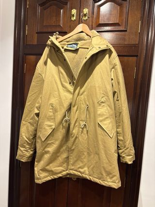 Parka arena beige nueva
