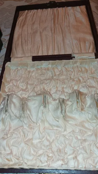 Estuches para joyas verdes y morados