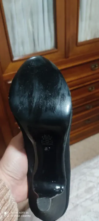 Zapatos de tacón negros