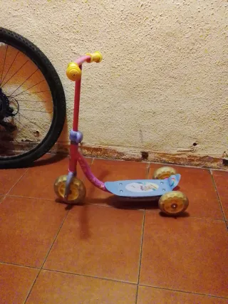 Patinete 3 ruedas niña