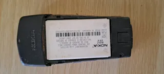 Teléfono Móvil Nokia 8210