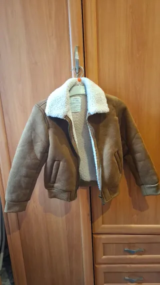 Chaqueta niño marrón con borreguito