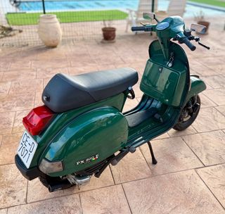 Vespa PX Iris 200 HISTORICA