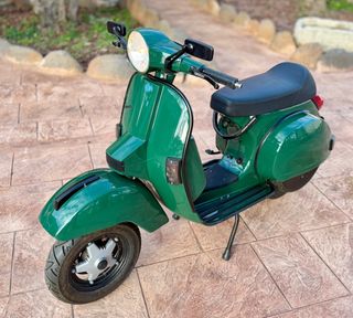 Vespa PX Iris 200 HISTORICA