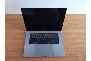 MacBook Pro Touch Bar 15 i7 2,6GHz 16GB RAM 256GB
