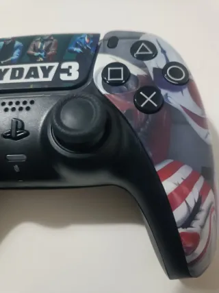 Mando PS5 Payday 3 con joysticks TMR magnéticos.