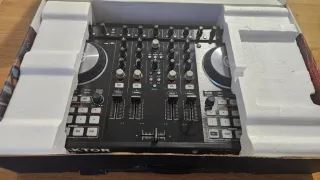 Controlador DJ S4 MK2+software traktor pro+soporte