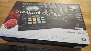 Controlador DJ S4 MK2+software traktor pro+soporte