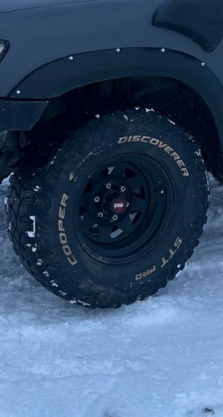 Ruedas Cooper Discoverer STT PRO Nissan