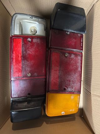 Pareja de Pilotos Seat 127 Fura