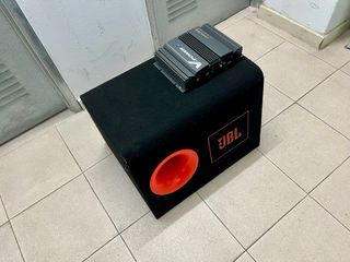 Subwoofer JBL + Amplificador Alpine acepto cambios