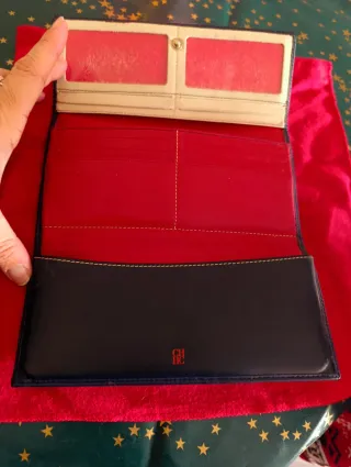 Cartera Carolina Herrera Canvas y Piel Auténtica