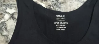 2 Camisetas de tirantes negra y azul sin estrenar.