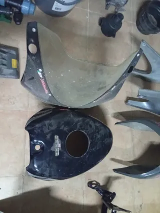 Lote piezas Aprilia RS Chesterfield