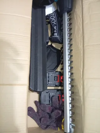 Tagliasiepi Elettrico a Batteria per Giardino