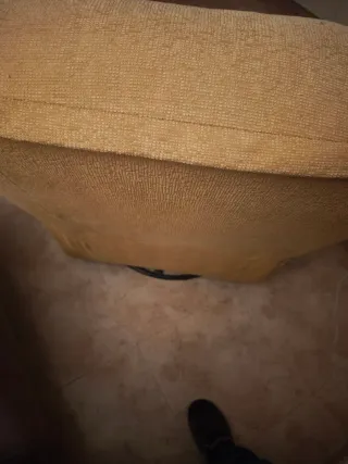 Sillón relax de tela beige