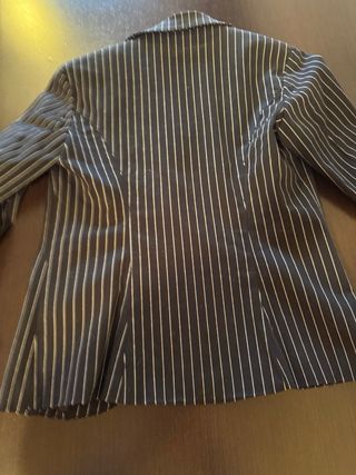Blazer Rayas Negras y Plateadas
