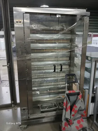 Asador de pollos profesional