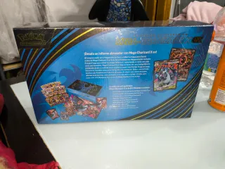 Pokémon - Ultrapremiun Mega Charizard Ex - SELLADA