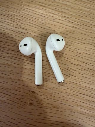 Apple AirPods (2.ª gen.) - Originales