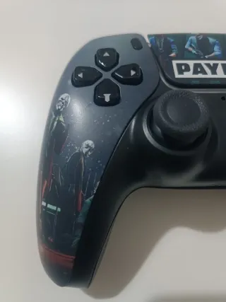 Mando PS5 Payday 3 con joysticks TMR magnéticos.