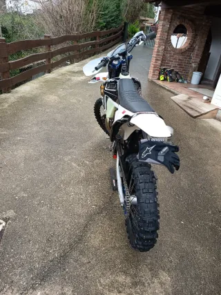 Husqvarna te 300i rockstar