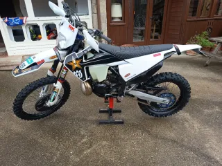 Husqvarna te 300i rockstar