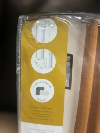 Cortinas 229x229cm Ojal Ocre (Par) NUEVAS!