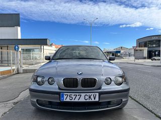 BMW Serie 3 2004 compact