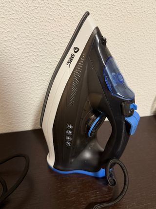 Plancha de ropa GSC