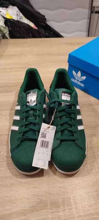 Adidas Superstar Verde Talla 44 2/3