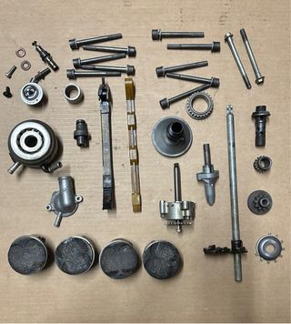 Honda CBR 900 RR Fireblade (92) - Ricambi