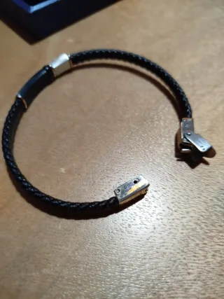 Pulsera Trenzada Cuero y Cierre Plateado
