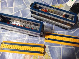 Lego Tren 2 vagones set 60147