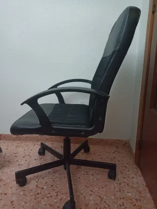 Silla de escritorio IKEA (con detalles de uso)