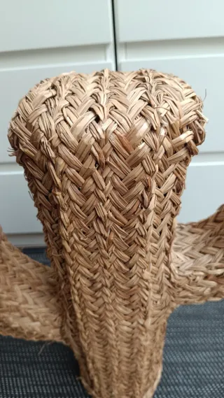 Cactus decorativo de mimbre o ratan (55 cm alto)