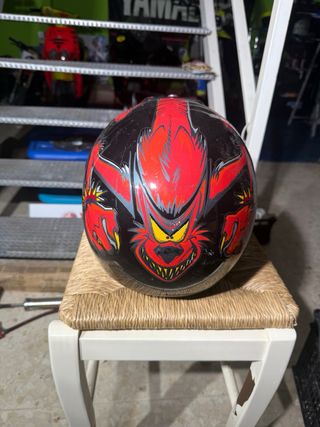 Casco Lazer Vintage Negro y Rojo