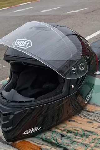 Casco Moto Estilo Carbono