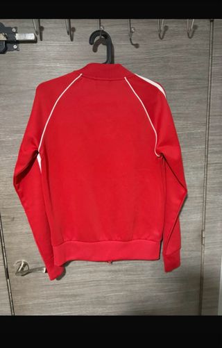 Chaqueta Adidas Roja con Rayas Blancas