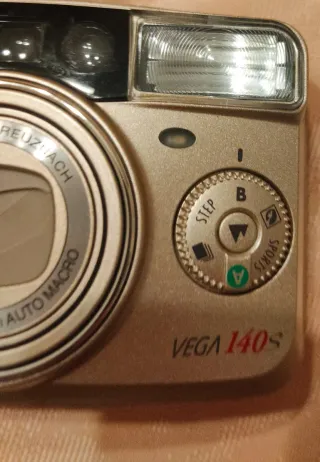 Cámara Samsung Vega 140S + 1 Películas Fujifilm