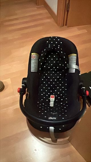 Vendo seggiolino auto Chicco per neonati