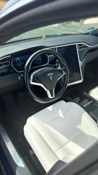 Tesla Model S 75D 4WD