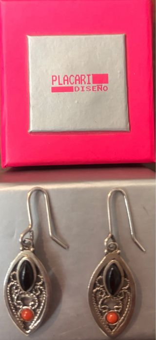 Pendientes de filigrana largos con piedras