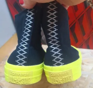 Zapatillas Converse Altas Negras y Amarillas