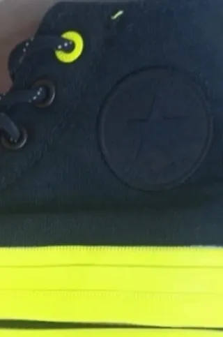 Zapatillas Converse Altas Negras y Amarillas