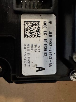 Fanale anteriore BMW LED